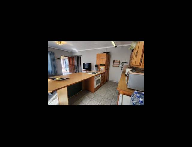 3 BEDROOM HOUSE FOR SALE IN THERESAPARK